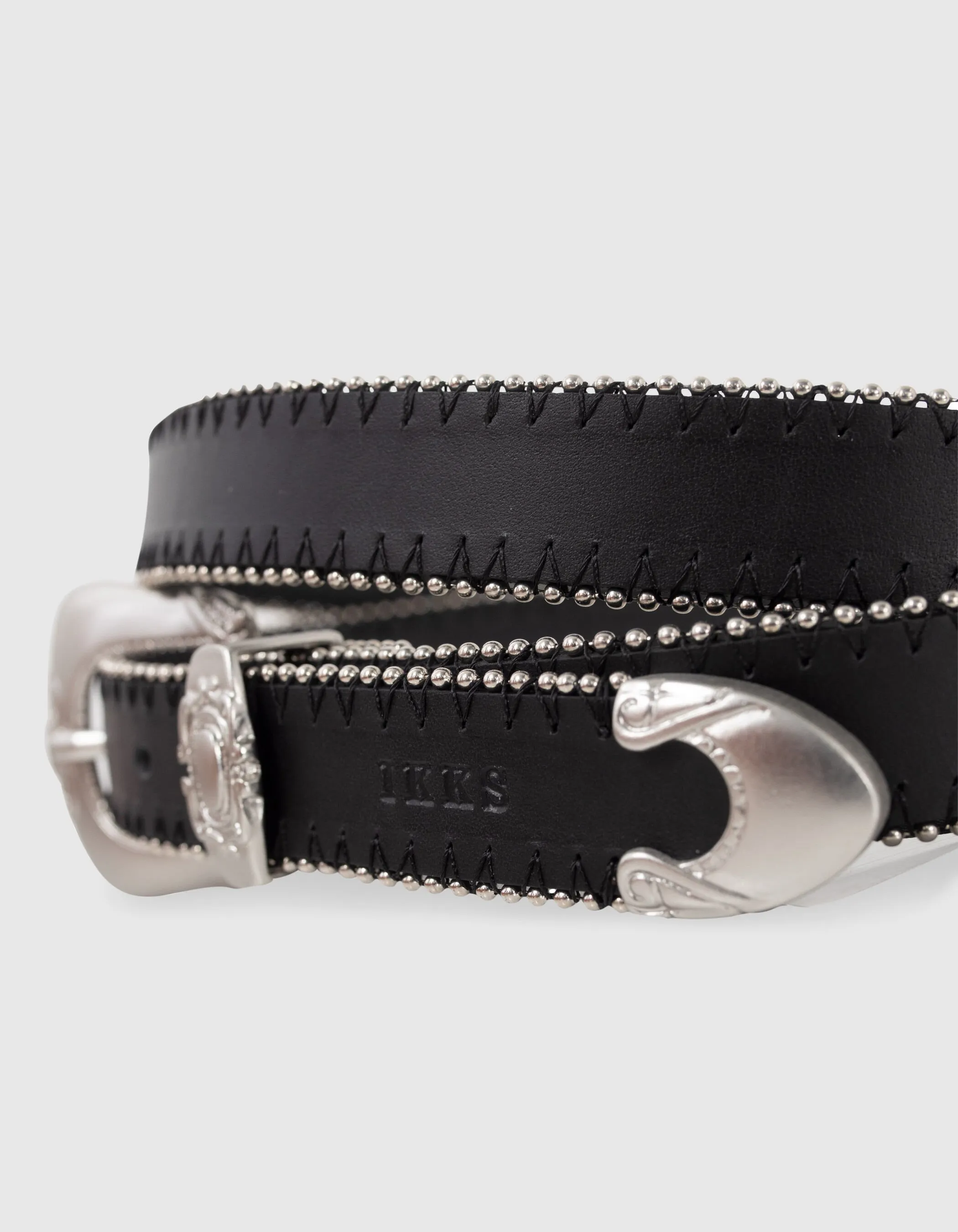 Ceinture noire cuir microbilles et boucle Western Femme
