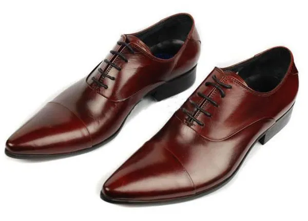 Chaussures pour costume en cuir fines avec lacets - marrons