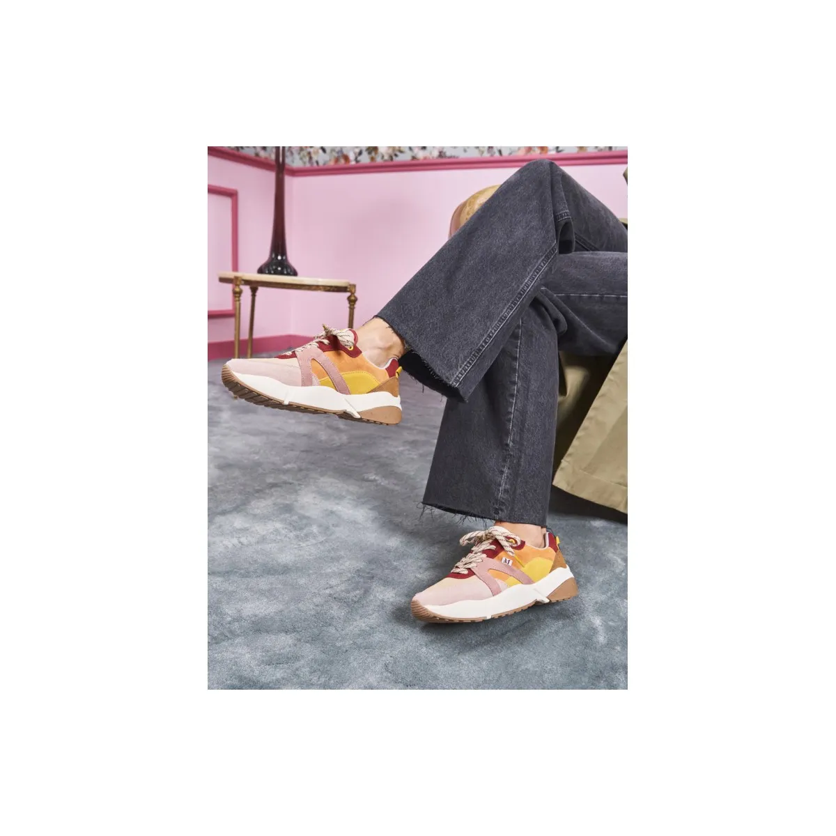 M.Moustache - Baskets runnning beige et rose à découpes