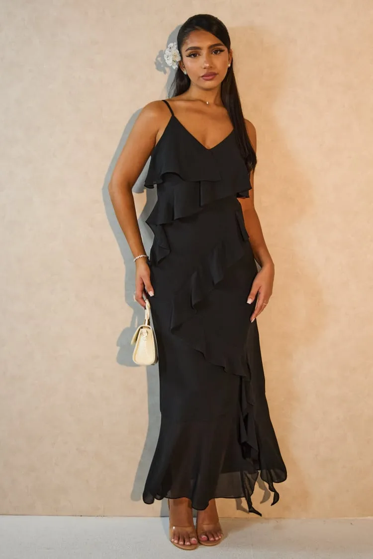 Robe noire à volant